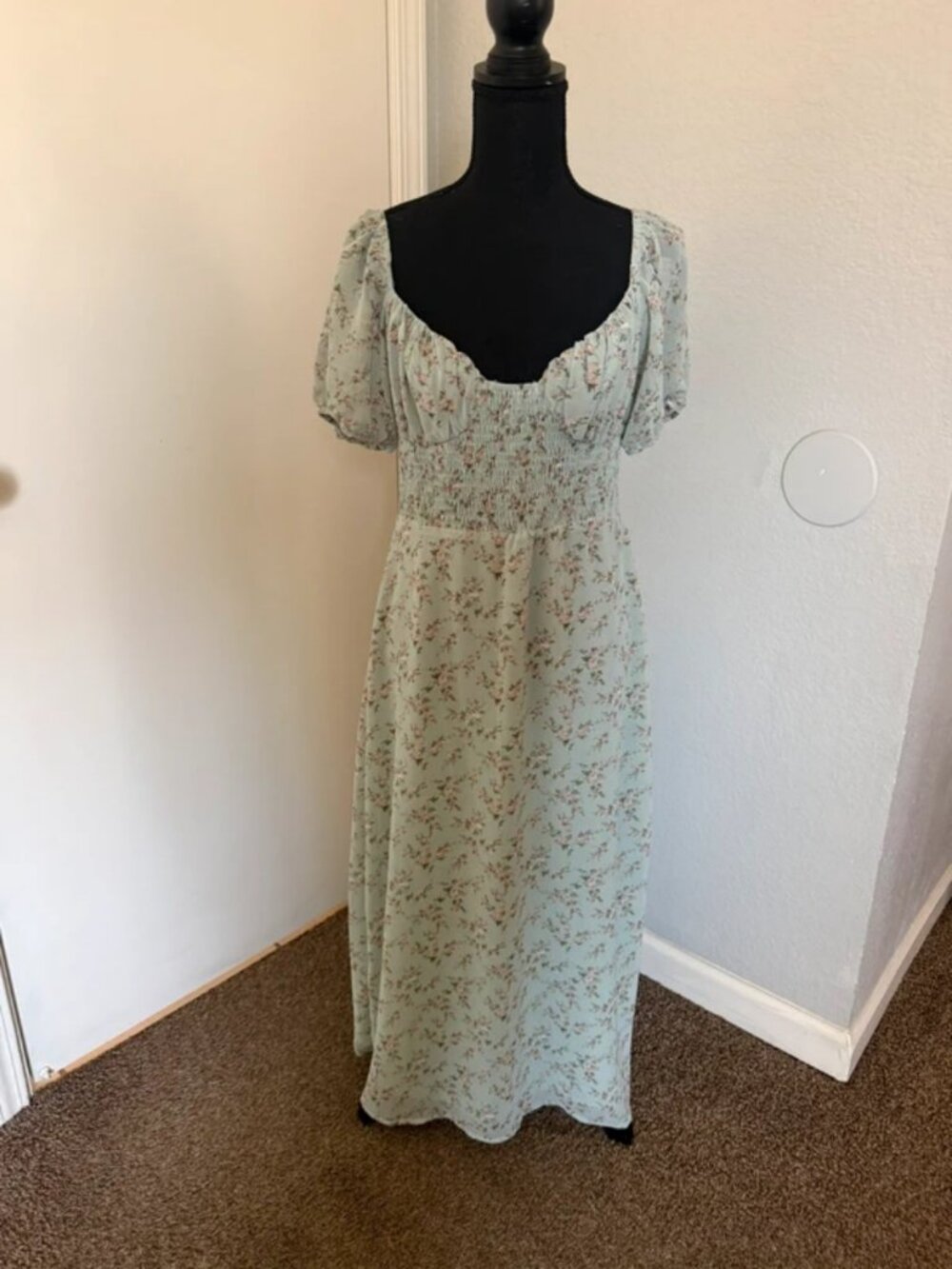 Emory Park- Sage Floral Midi Dress